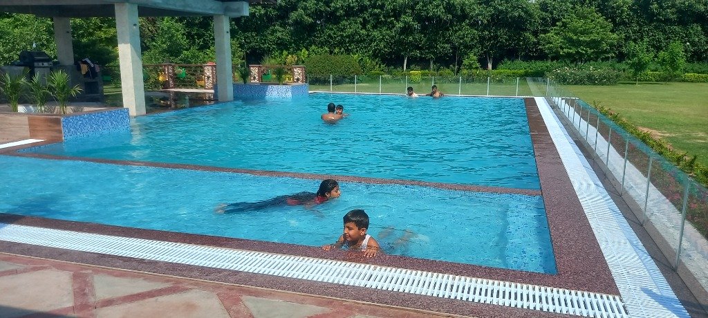 Modern Pool with Glass Fencing